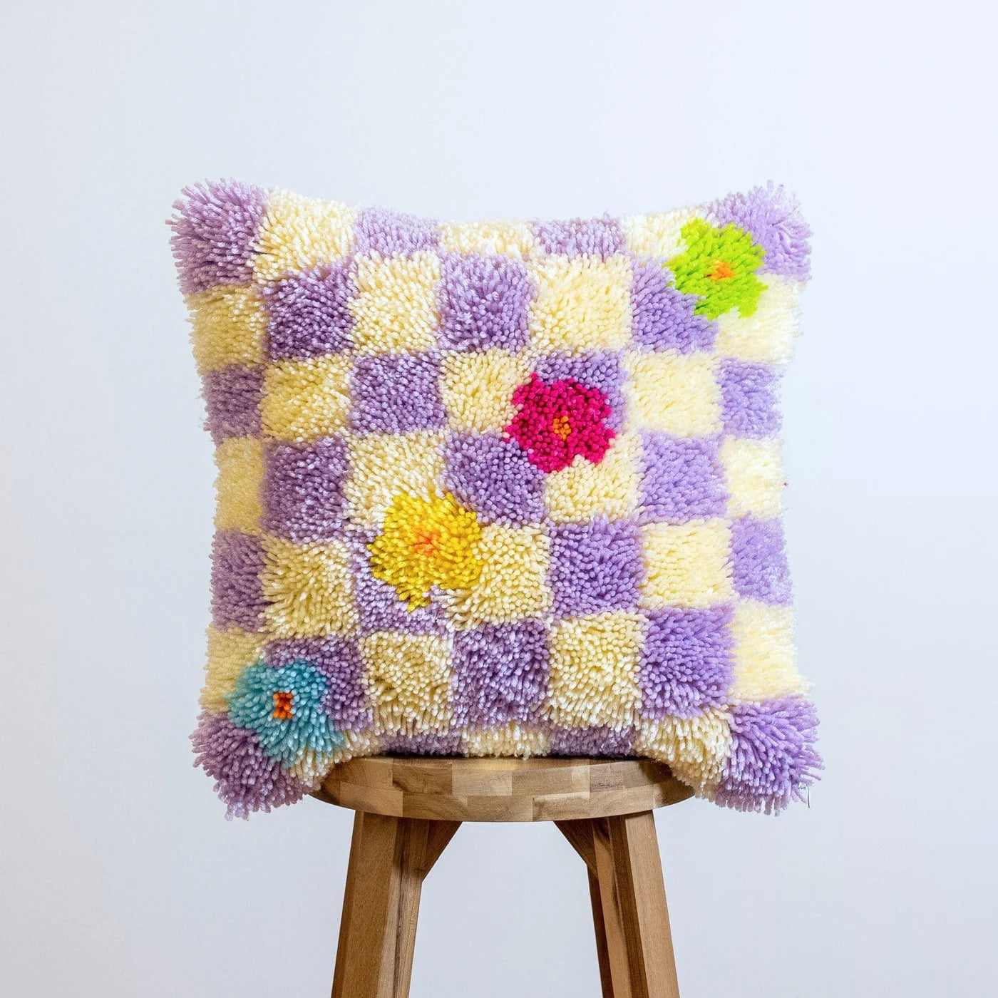 Craft Club Latch Hook Cushion Kit