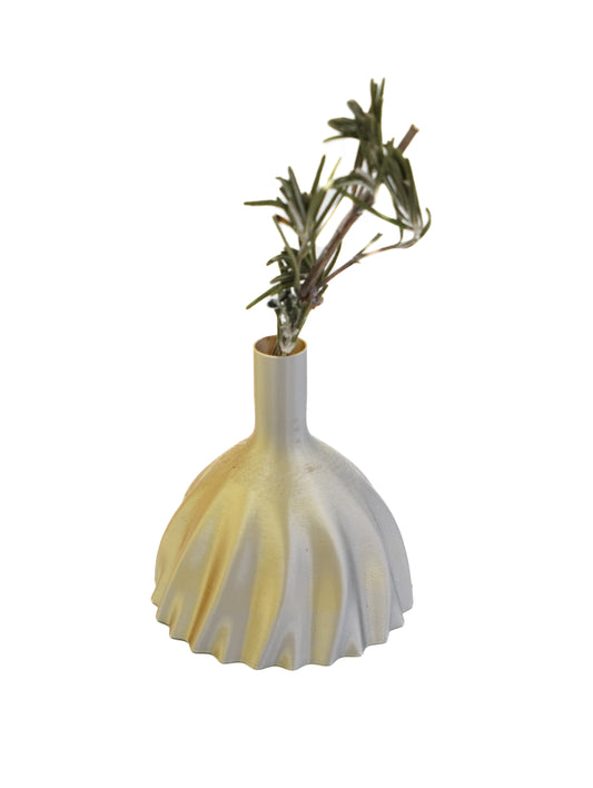 3D printed Bud Vase Gold